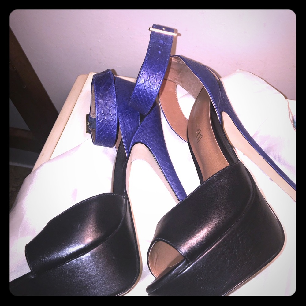 Aldo Black Leather Platforms- Purple Heel